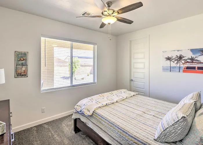 Idyllic Retreat With Yard - Near Hiking *