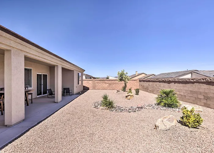 Idyllic Retreat With Yard - Near Hiking * Kingman